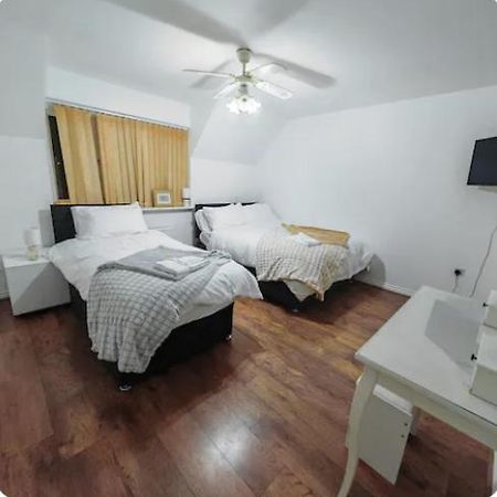 Kingdom Residence Manchester Esterno foto